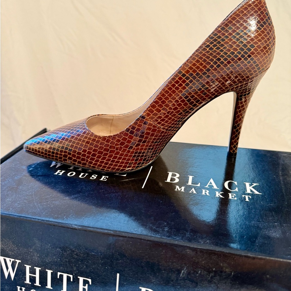 White House Black Market Olivia Whisky Heels, Brown - Size 8